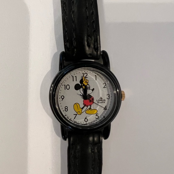 Vintage Mickey Mouse Watch - Picture 2 of 2